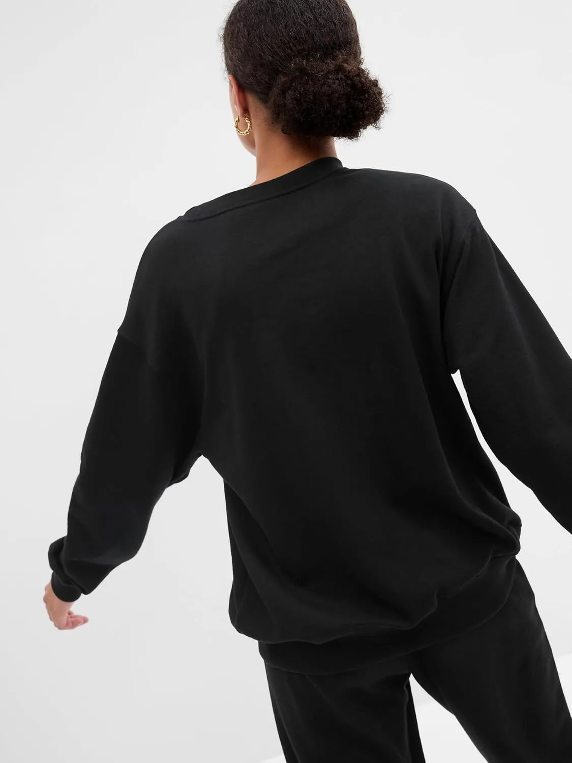 GAP Women's Relaxed Fit Fleece Crew
