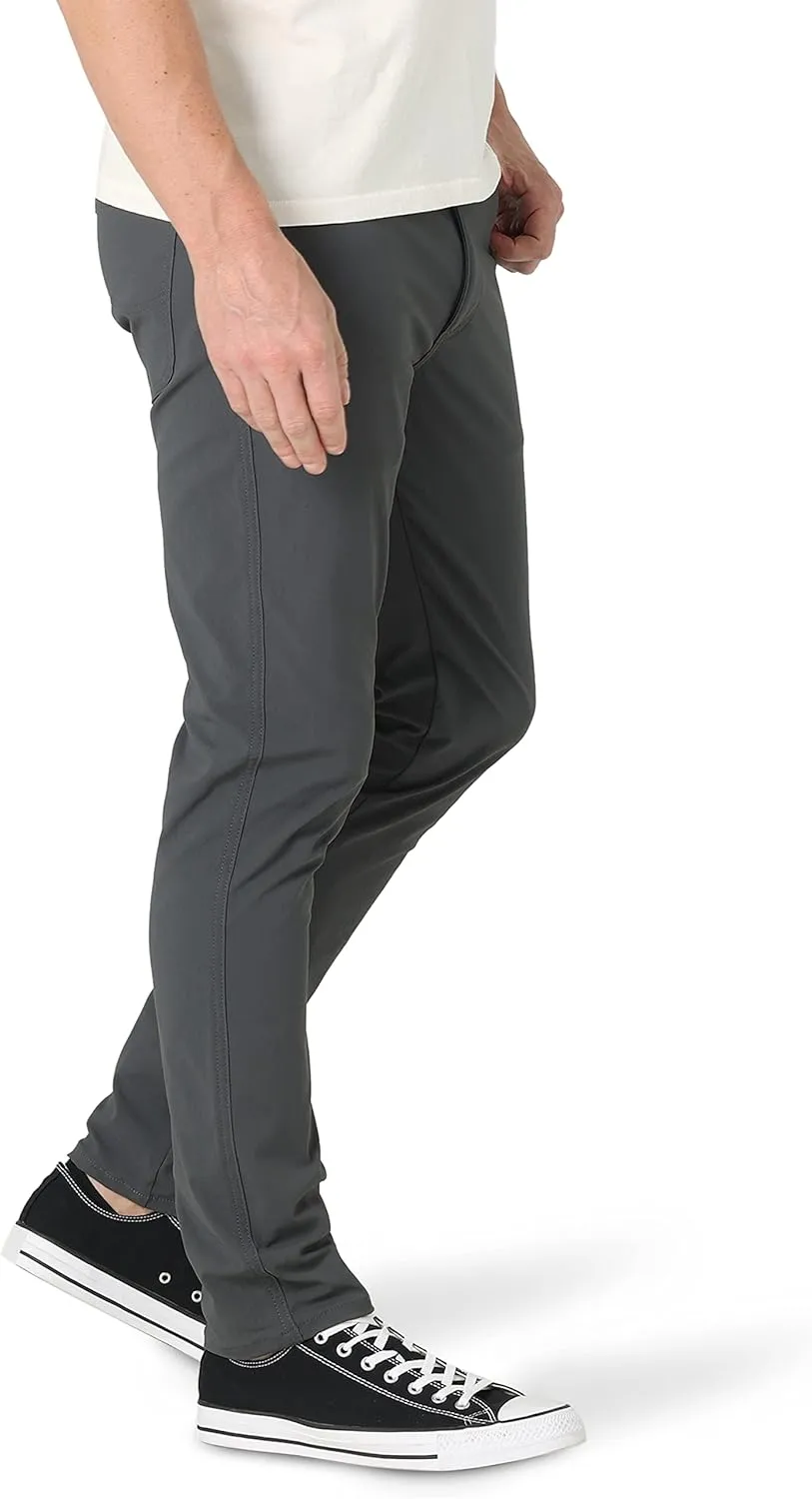 Lee Men's Extreme Motion Straight Fit 5 Pocket Pant