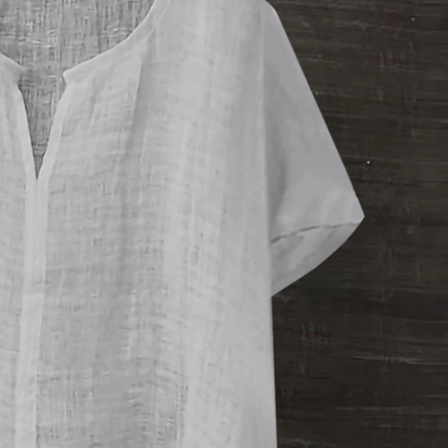 Mens Summer Linen Tees Shirts for Men Casual 2025 Loose Fit Athletic Tops Cute V Neck Tee Shirts Going Out Dressy