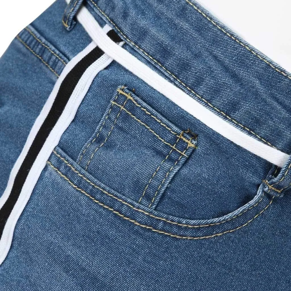 Men's Y2K Jeans Vintage Hip Hop Style Denim Pants Fashion Big Relaxed Fit Straight Leg Jeans Baggy Wide Leg Pants