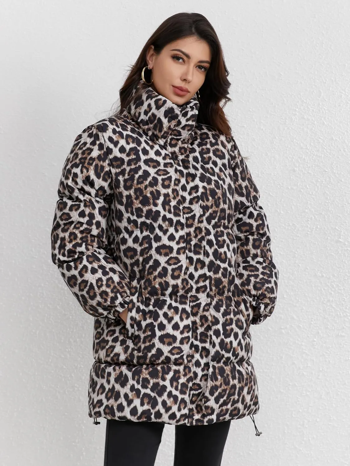utcoco Womens 2024 Fashion Leopard Padded Puffer Coat Stand Collar Full Zip Winter Warm Down Coat Parka Overcoat
