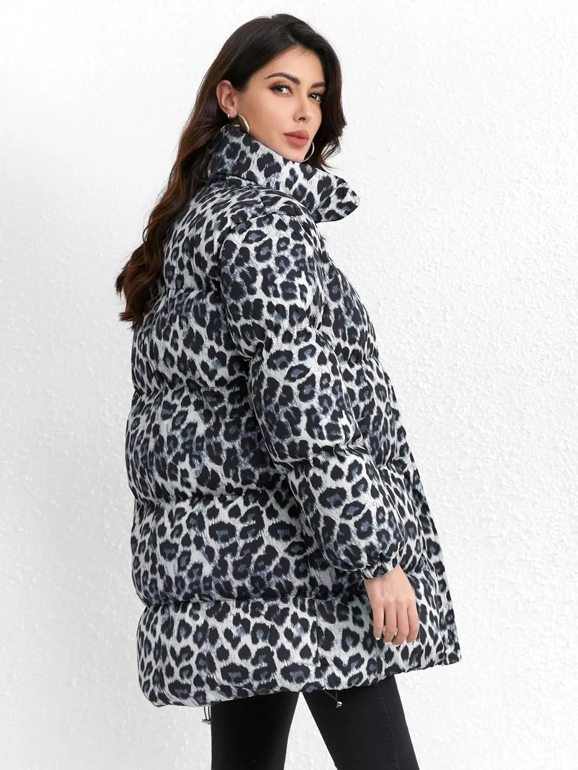 utcoco Womens 2024 Fashion Leopard Padded Puffer Coat Stand Collar Full Zip Winter Warm Down Coat Parka Overcoat